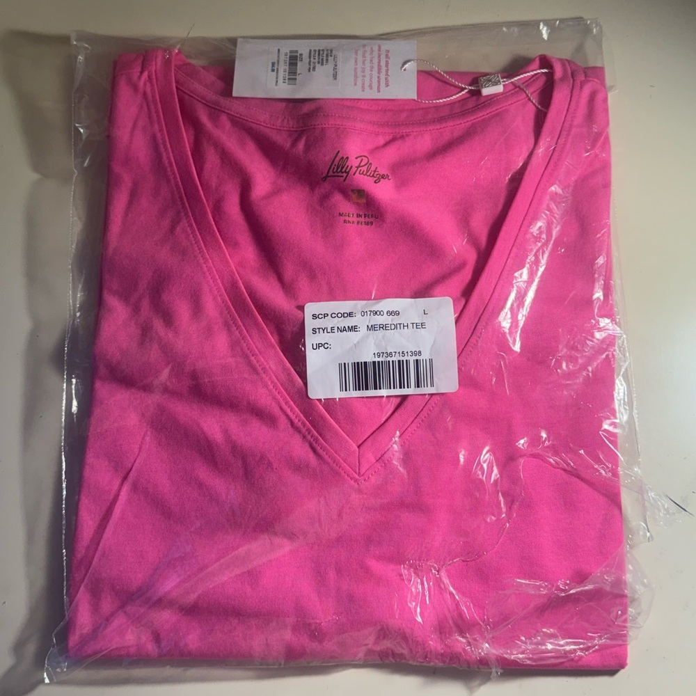 NWT pink lilly pulizter meridth tee
